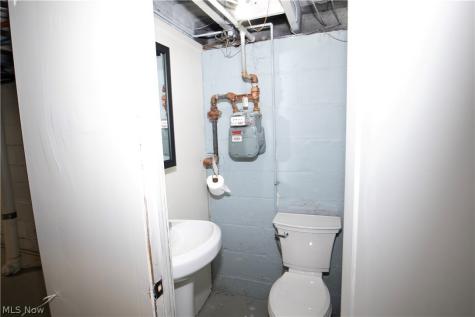4463 W 20th Street Cleveland OH 44109