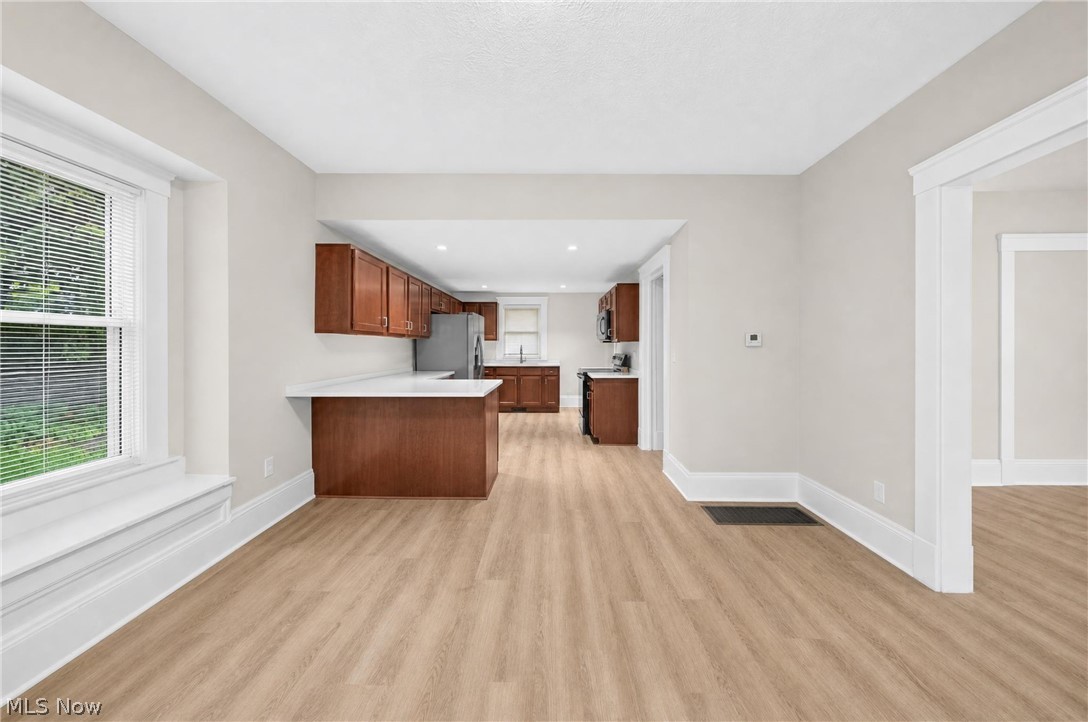10524 Lee Avenue Cleveland OH 44106