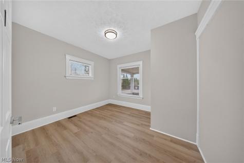 10524 Lee Avenue Cleveland OH 44106