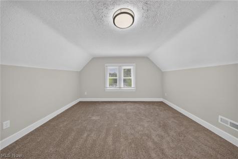 10524 Lee Avenue Cleveland OH 44106