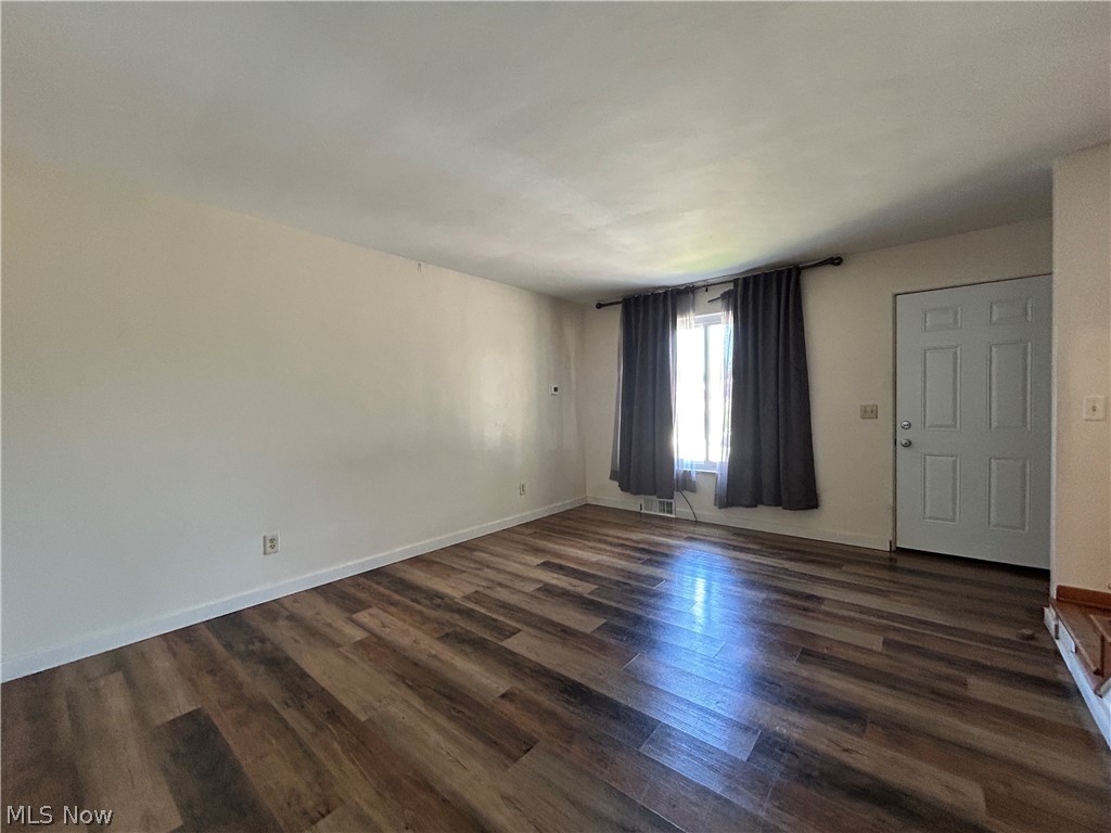 156 17th Commerce Street Wellsburg WV 26070