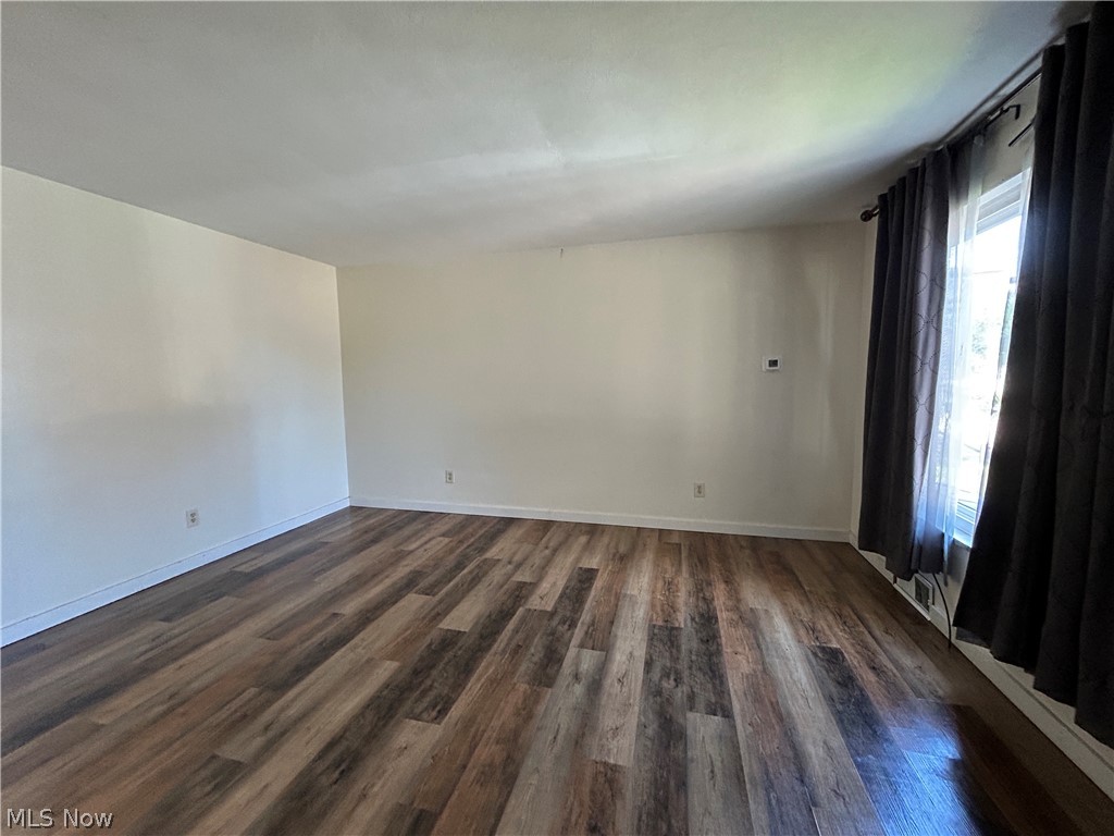 156 17th Commerce Street Wellsburg WV 26070