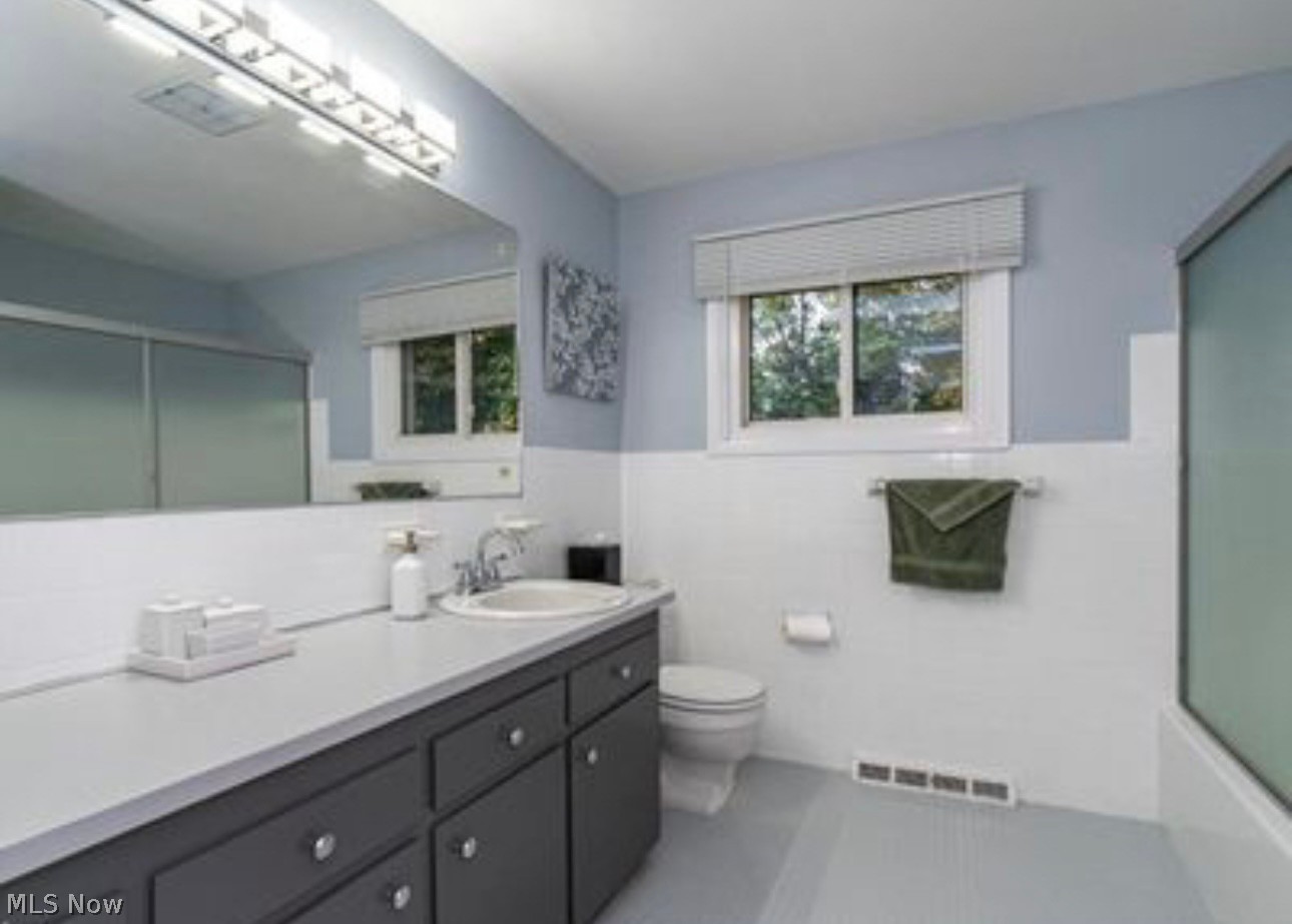 34455 Jaclyn Drive Solon OH 44139