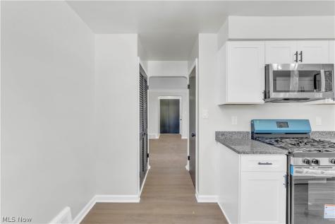 5420 Oakwood Avenue Maple Heights OH 44137