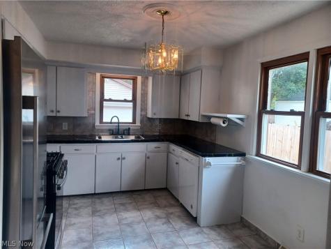 551 Moherman Avenue Youngstown OH 44509