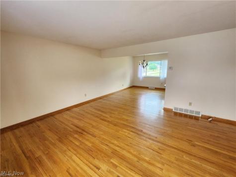 5650 Cascade Court Seven Hills OH 44131