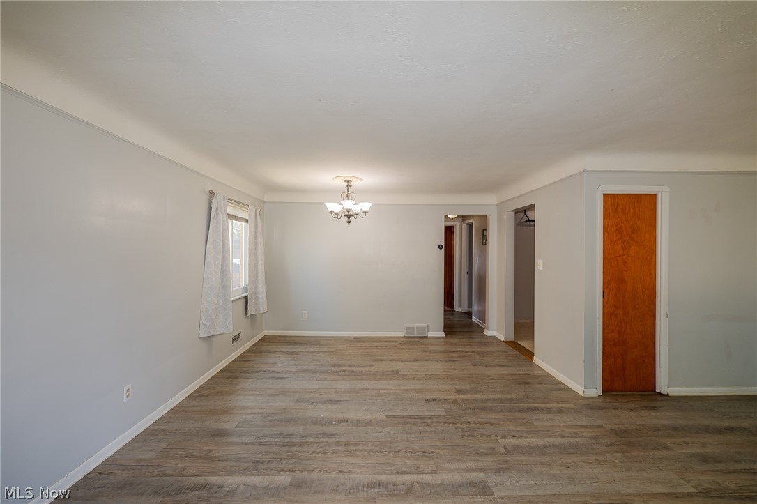 8221 Pelham Drive Parma OH 44129