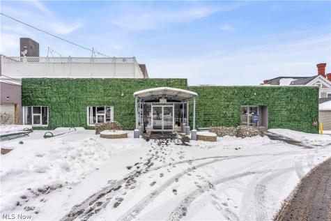 797 E Market Street Akron OH 44305