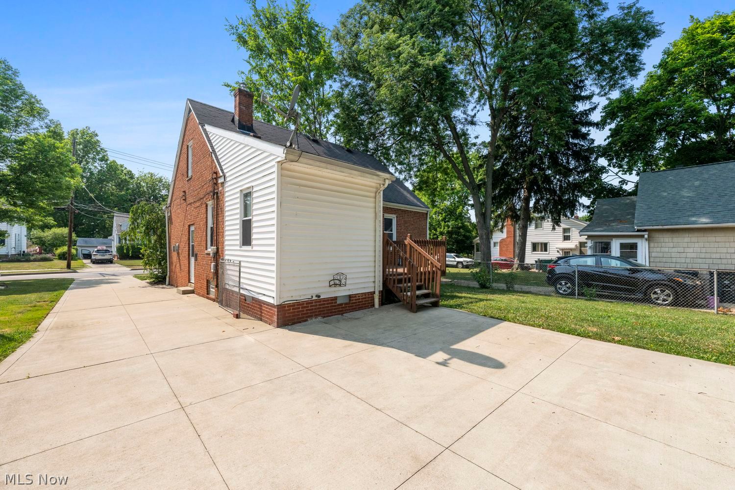 1395 Irene Road Lyndhurst OH 44124
