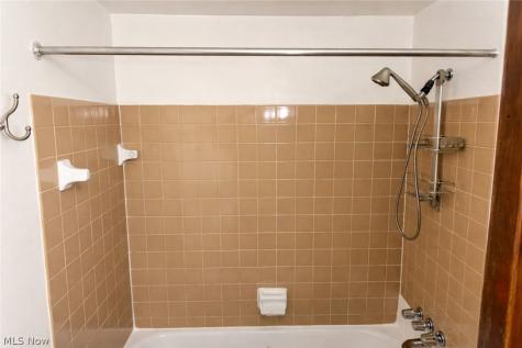 9471 Madison Lane North Royalton OH 44133