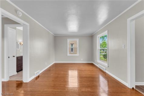 21106 Gardenview Drive Maple Heights OH 44137