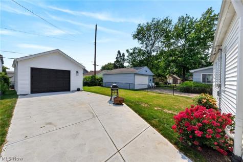 19337 Telbir Avenue Rocky River OH 44116
