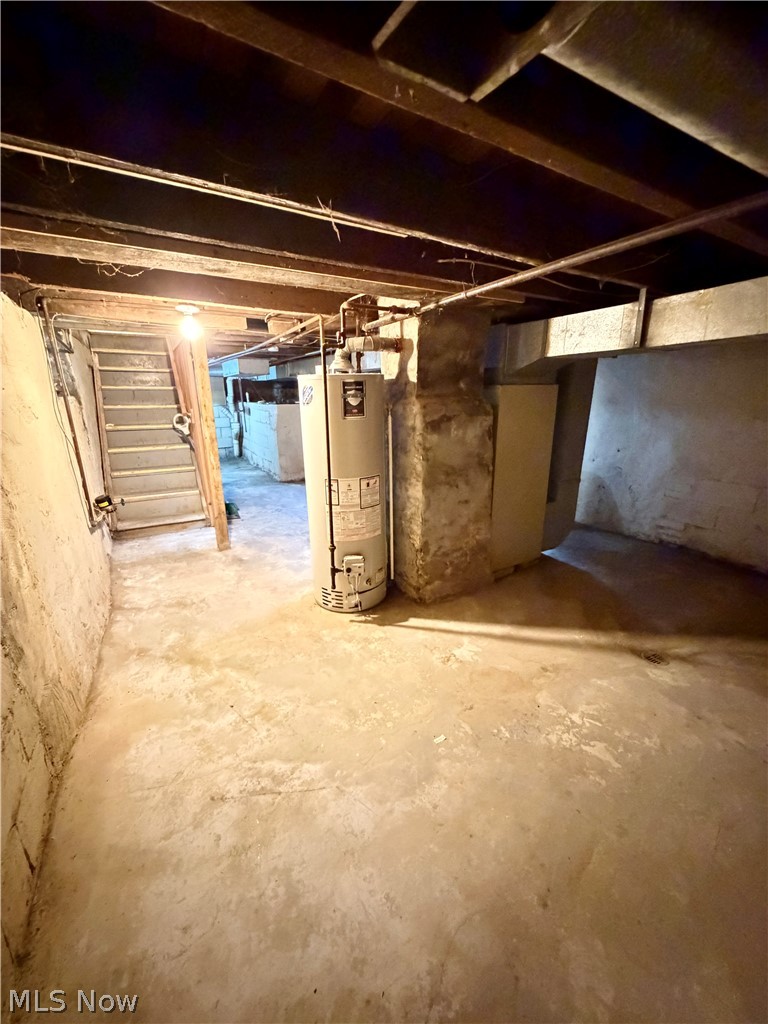 112 N Clover Avenue Niles OH 44446