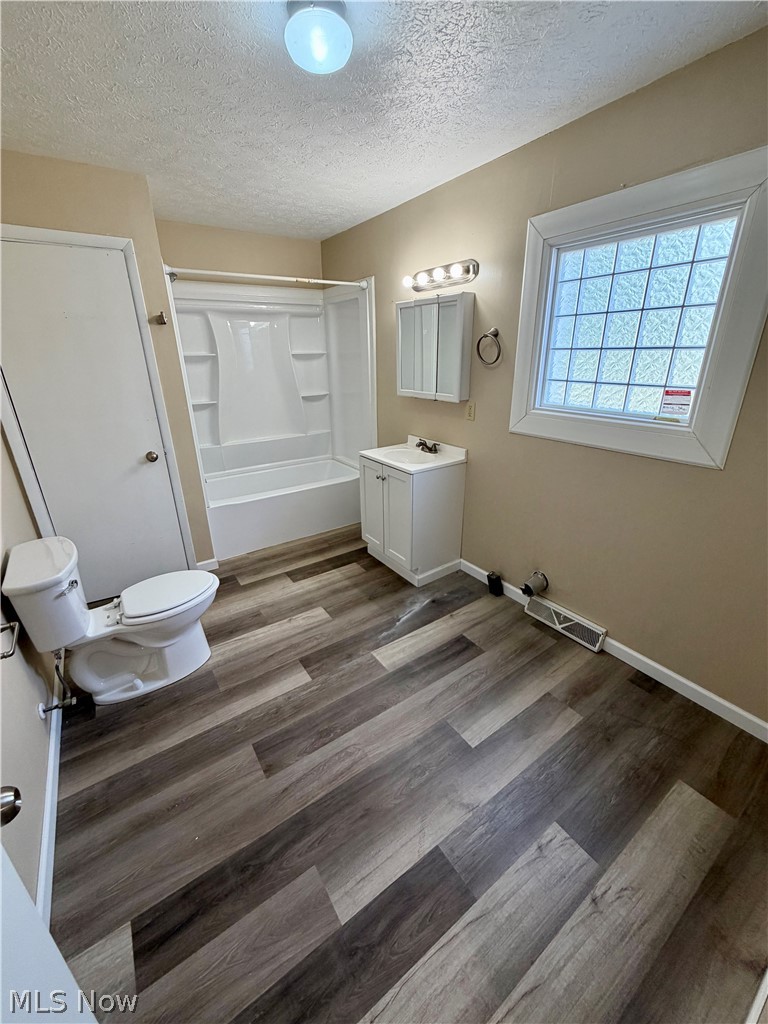 112 N Clover Avenue Niles OH 44446