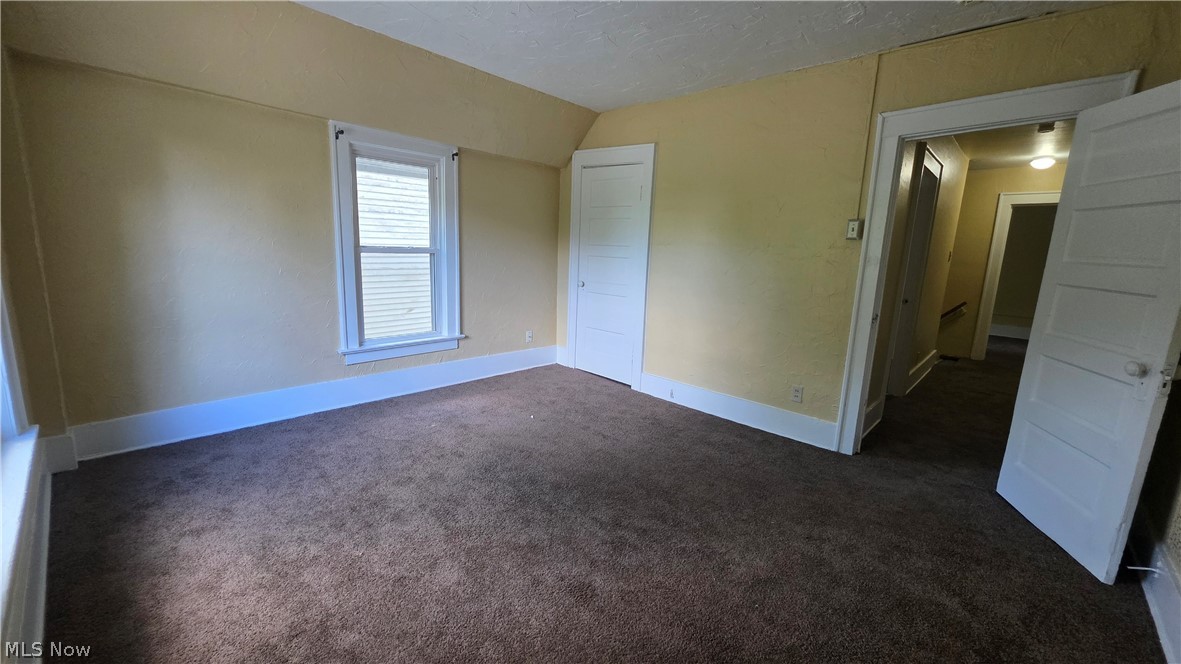 846 Hunter Street Warren OH 44446