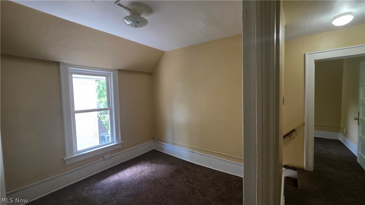 846 Hunter Street Warren OH 44446