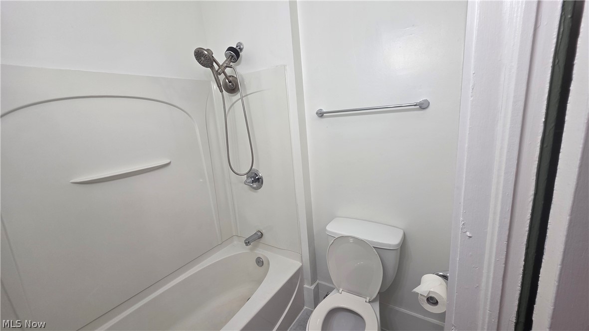 846 Hunter Street Warren OH 44446