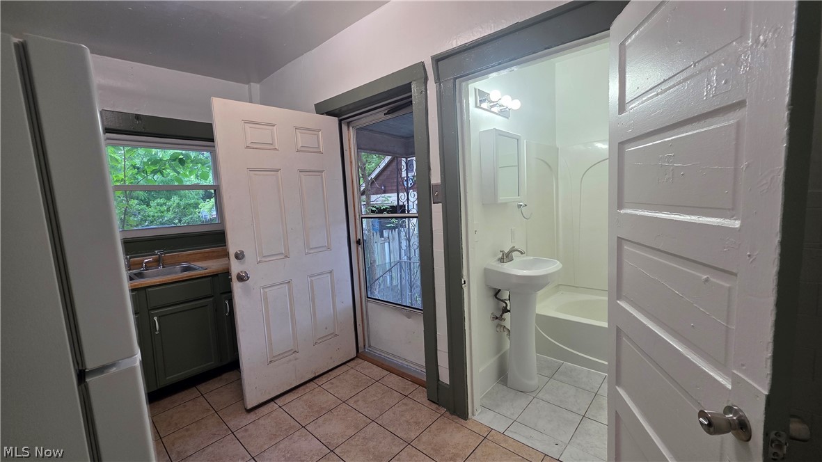 846 Hunter Street Warren OH 44446