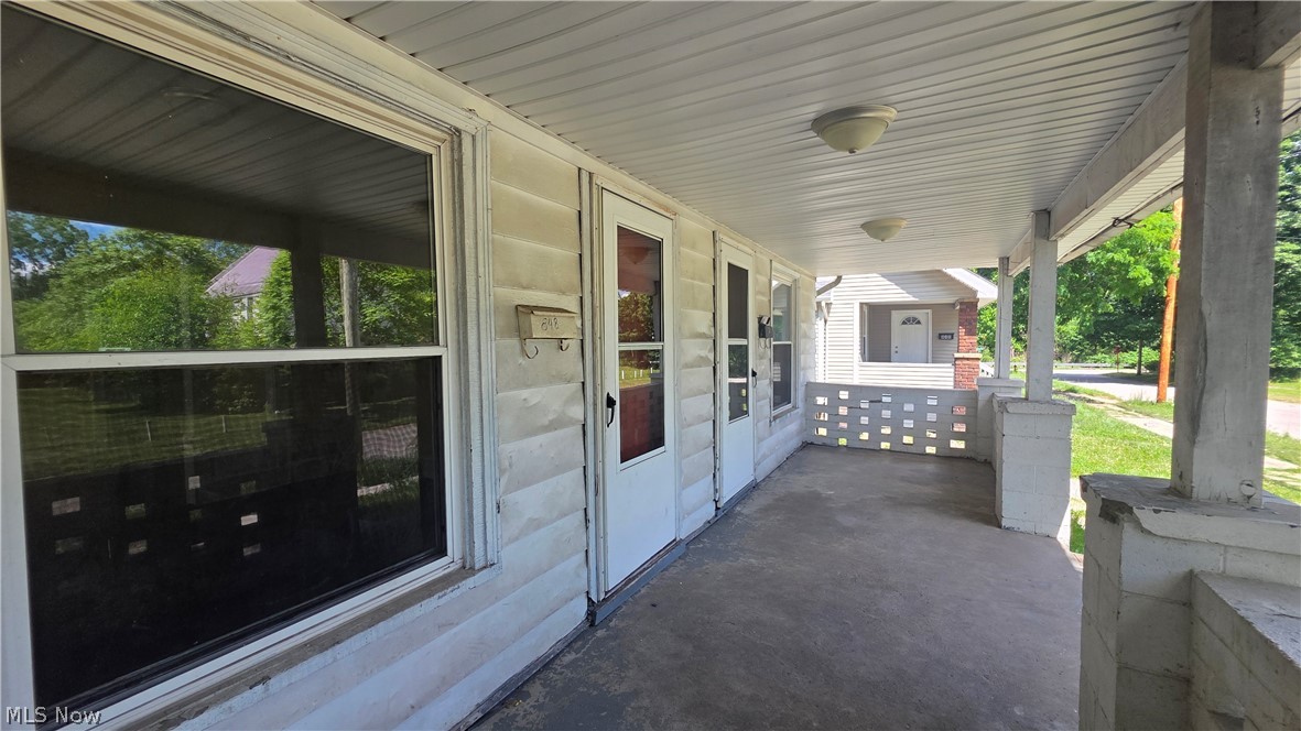 846 Hunter Street Warren OH 44446