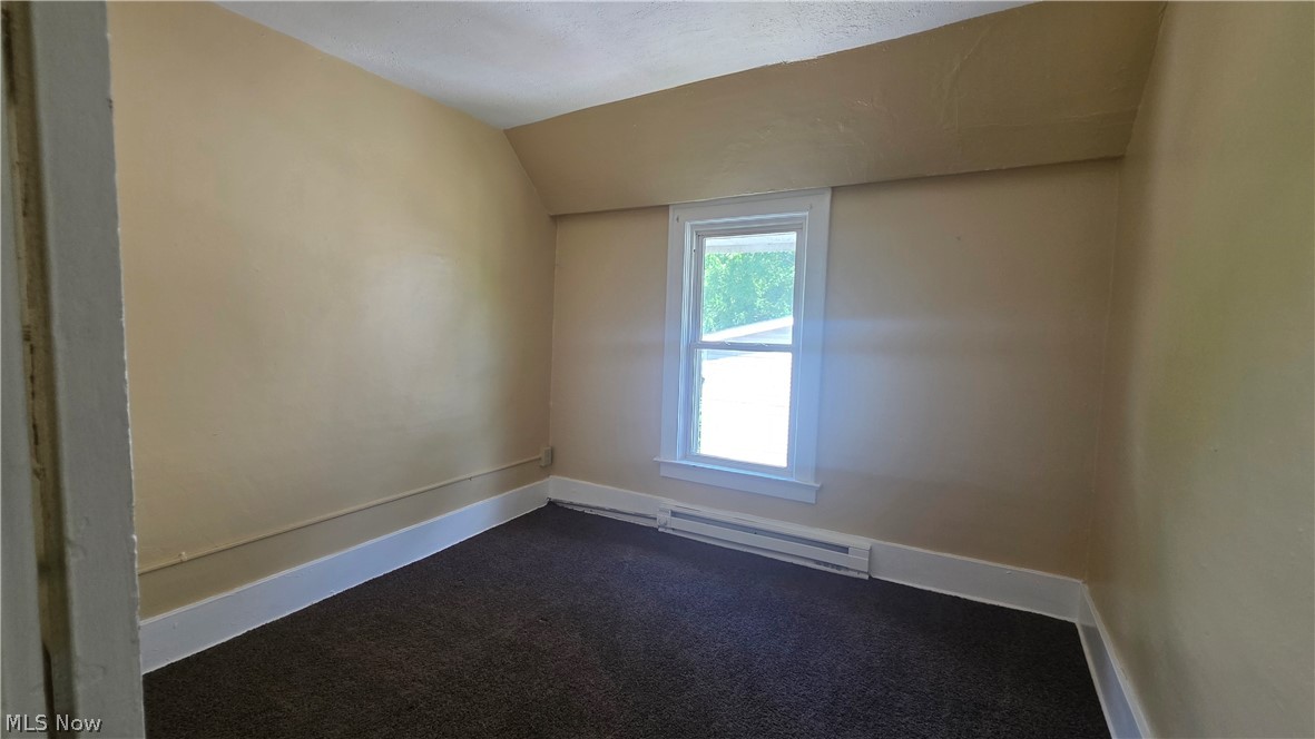 846 Hunter Street Warren OH 44446