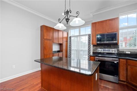 37 Grandview Drive Rocky River OH 44116