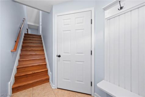37 Grandview Drive Rocky River OH 44116