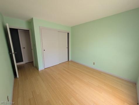 25 Trenton Square Euclid OH 44143