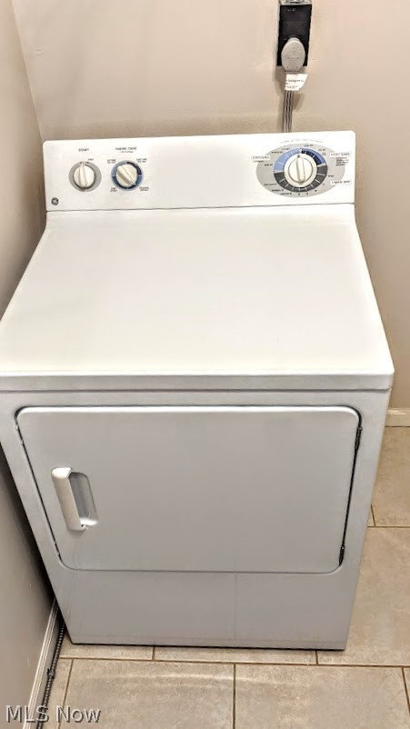 25 Trenton Square Euclid OH 44143