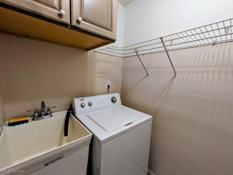 25 Trenton Square Euclid OH 44143
