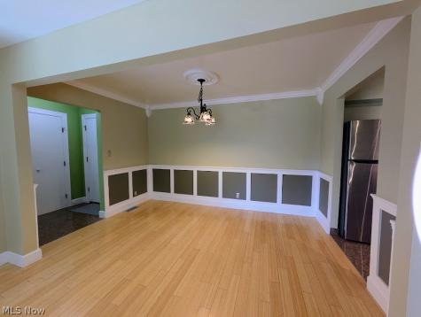 25 Trenton Square Euclid OH 44143
