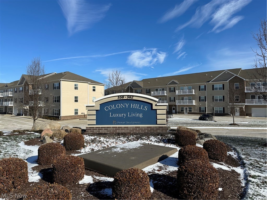 558 Colony Park Tallmadge OH 44278