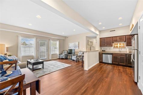 558 Colony Park Tallmadge OH 44278