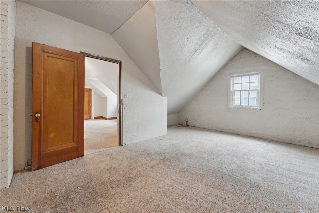 13108 Cedar Road Cleveland Heights OH 44118