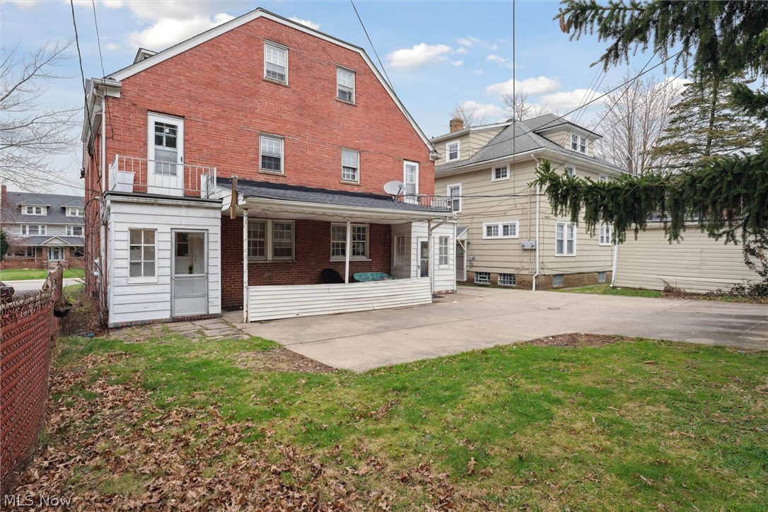 13108 Cedar Road Cleveland Heights OH 44118