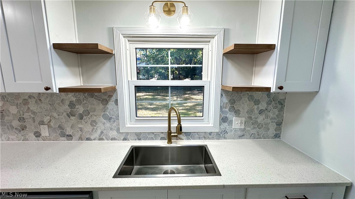 1271 Hereford Road Cleveland Heights OH 44118