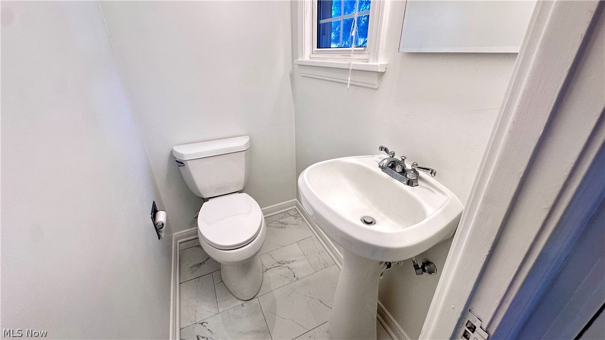 1271 Hereford Road Cleveland Heights OH 44118