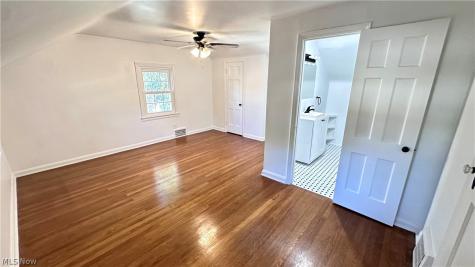 1271 Hereford Road Cleveland Heights OH 44118