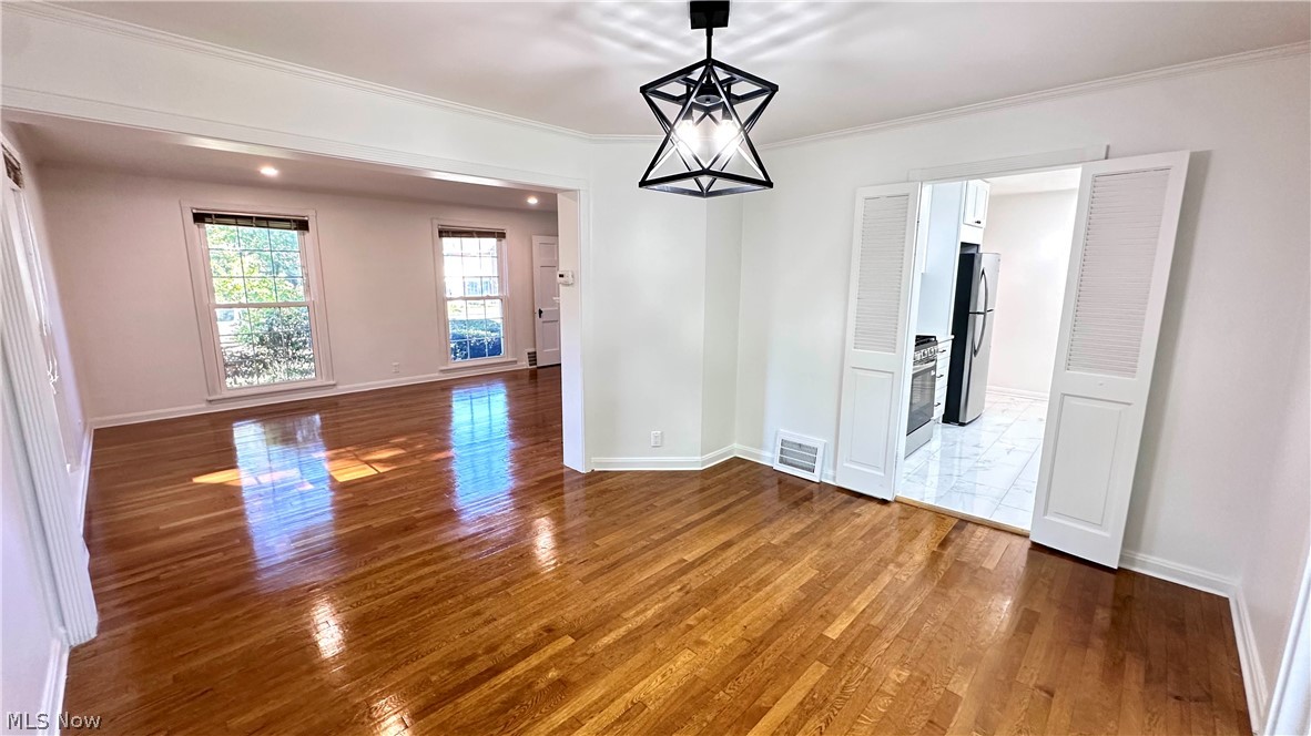 1271 Hereford Road Cleveland Heights OH 44118