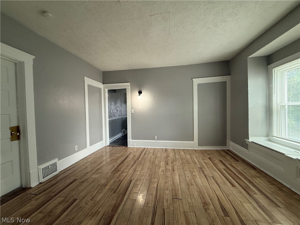 2602 Vega Avenue Cleveland OH 44113