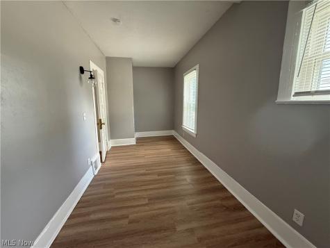 2602 Vega Avenue Cleveland OH 44113