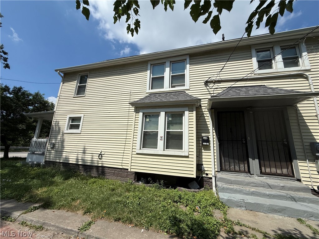2602 Vega Avenue Cleveland OH 44113