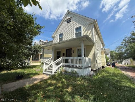 2602 Vega Avenue Cleveland OH 44113
