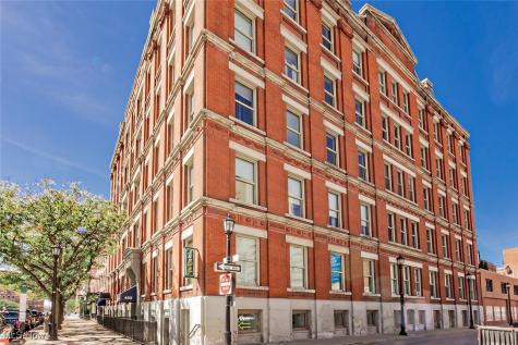 408 W Saint Clair Avenue Cleveland OH 44113