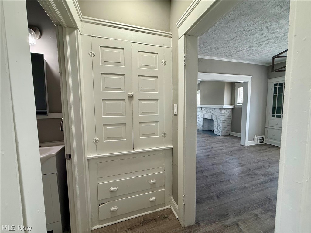 1265 Marlowe Avenue Lakewood OH 44107