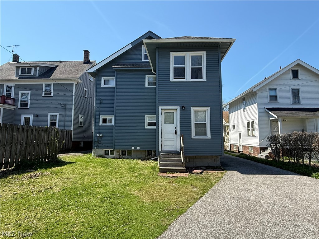 1265 Marlowe Avenue Lakewood OH 44107