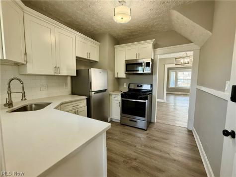 1265 Marlowe Avenue Lakewood OH 44107
