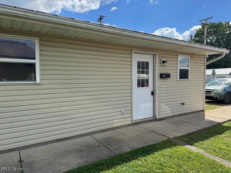 120 8th Drive NE New Philadelphia OH 44663