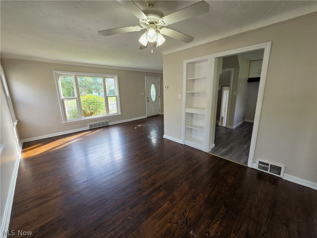 1364 Irene Road Lyndhurst OH 44124