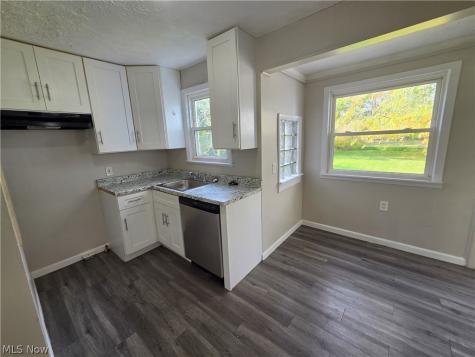 1364 Irene Road Lyndhurst OH 44124