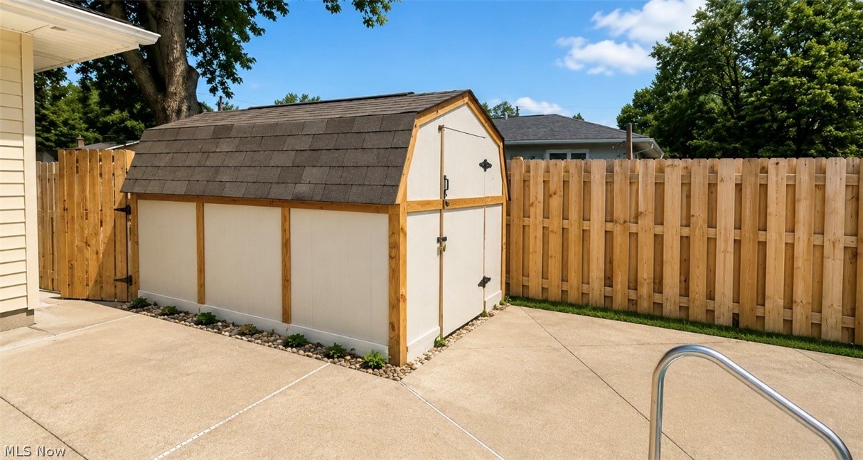 2065 Hackberry Street Akron OH 44301